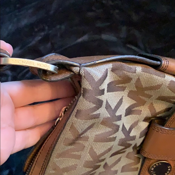 Michael Kors Satchel - Picture 4 of 11